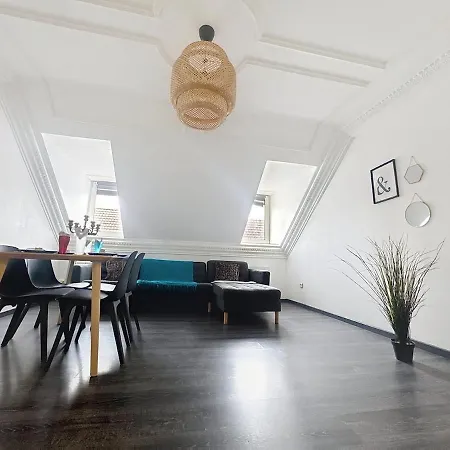 3 A En Duplex Apartment
